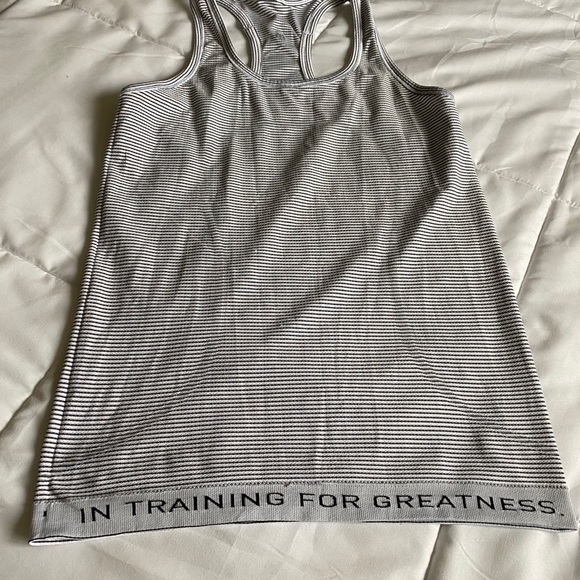 Lululemon Racer Back Tank - Picture 4 of 5